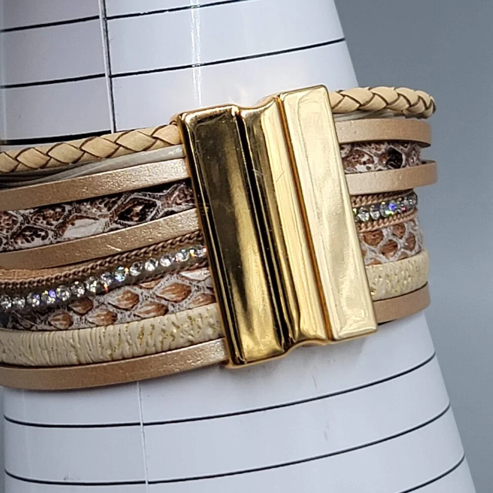 Wrap Bracelet Gold tone Tan Faux Leather Feather Charm Crystal Beads 6.5" - Picture 7 of 8